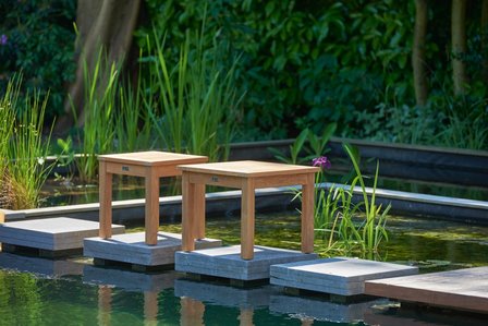 Traditional Teak SISI square side table 40 x 40 cm