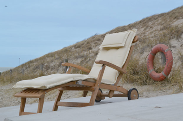 Traditional Teak VICTORIA deckchair