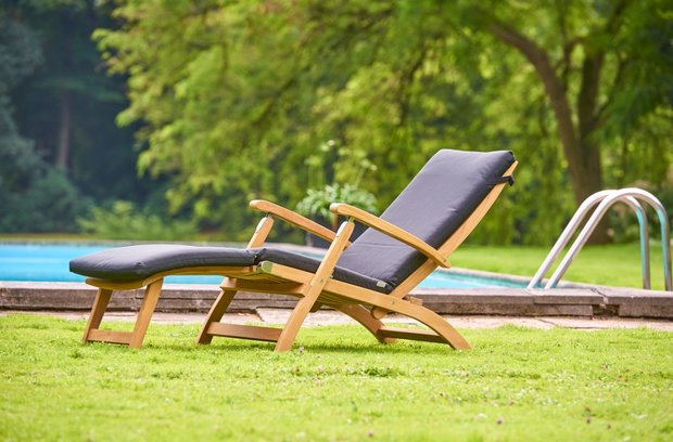 Traditional Teak KATE deckchair (White)